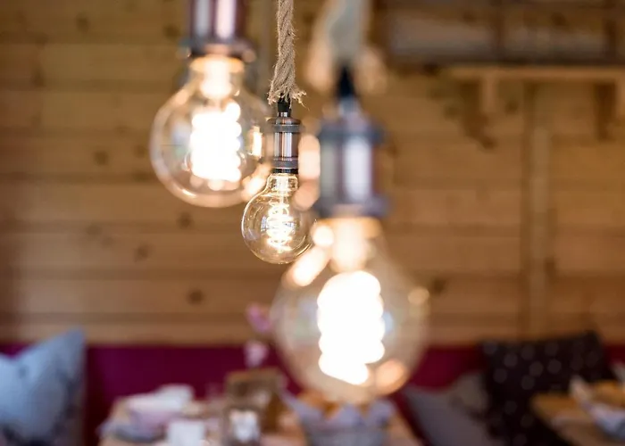 Edelweiss Bed & Breakfast 3*