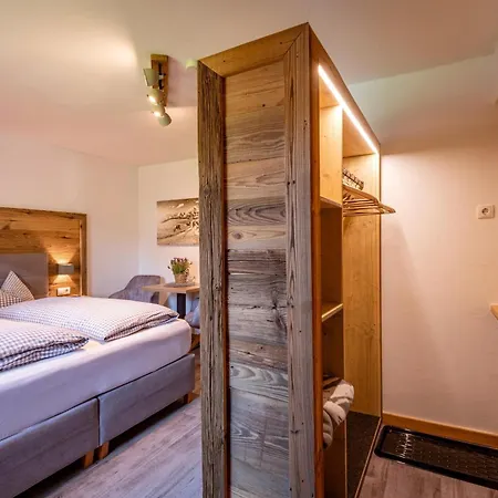Edelweiss Bed & Breakfast Söll