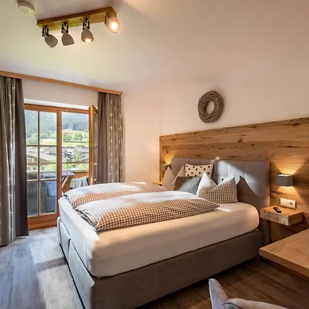 Bed and Breakfast Edelweiss 3*